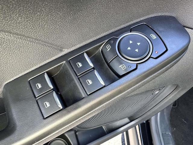 Photo of 2025 Agate Black Metallic Ford Escape