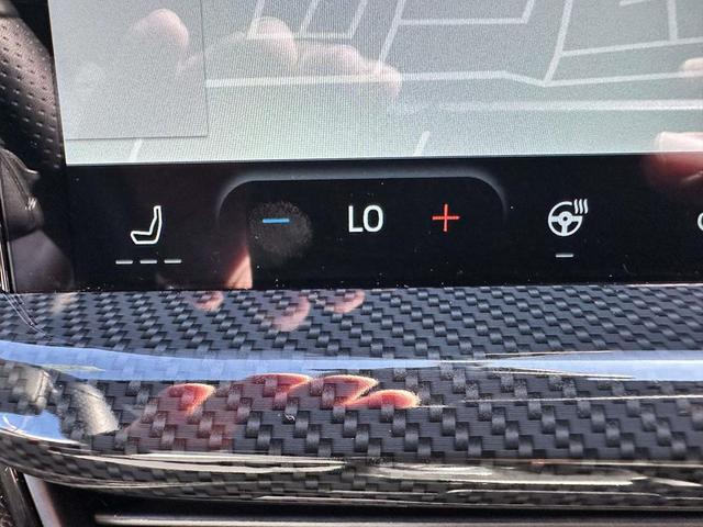 Photo of 2025 Agate Black Metallic Ford Escape