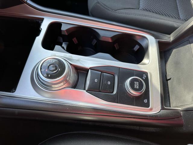 Photo of 2022 Iconic Silver Metallic Ford Explorer