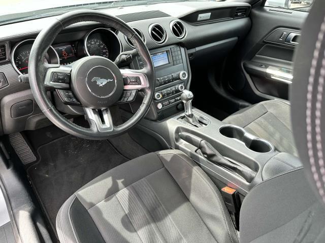 Photo of 2023 Iconic Silver Metallic Ford Mustang
