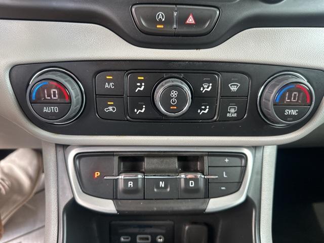 Photo of 2022 Marine Metallic GMC Terrain