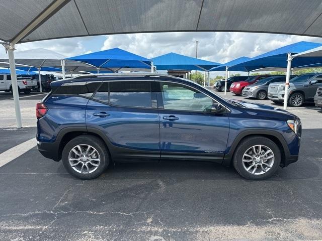 Photo of 2022 Marine Metallic GMC Terrain