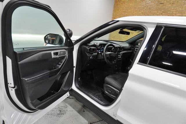 Photo of 2021 White Ford Utility Police Interceptor