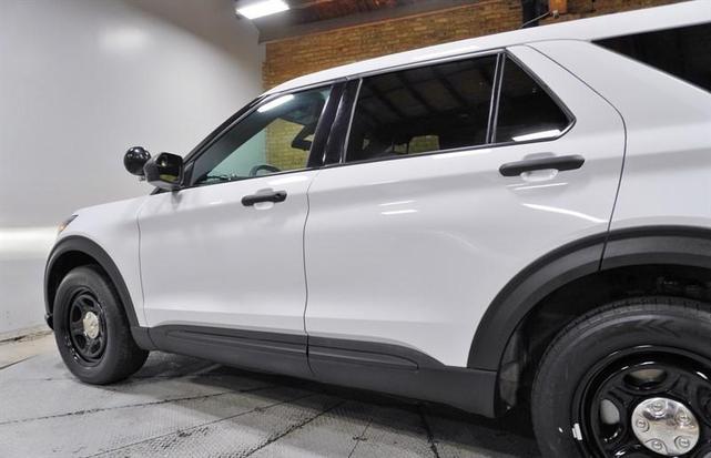 Photo of 2021 White Ford Utility Police Interceptor