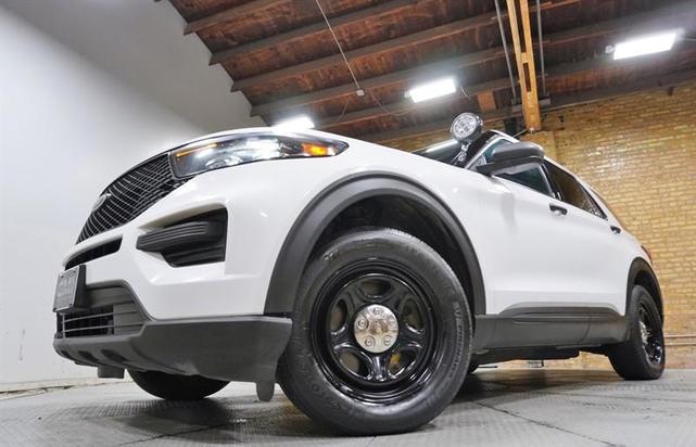 Photo of 2021 White Ford Utility Police Interceptor
