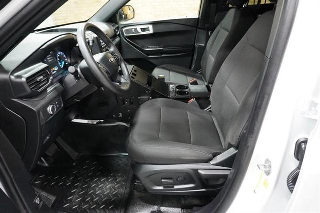 Photo of 2021 White Ford Utility Police Interceptor