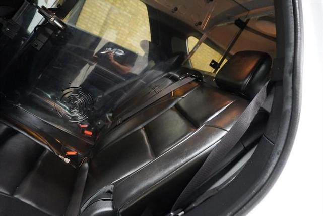 Photo of 2021 White Dodge Durango