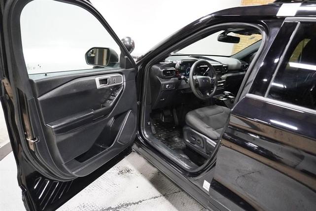 Photo of 2020 Black Ford Utility Police Interceptor