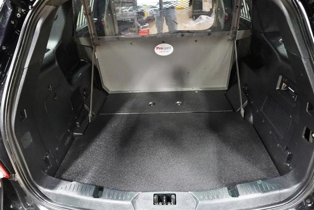 Photo of 2020 Black Ford Utility Police Interceptor