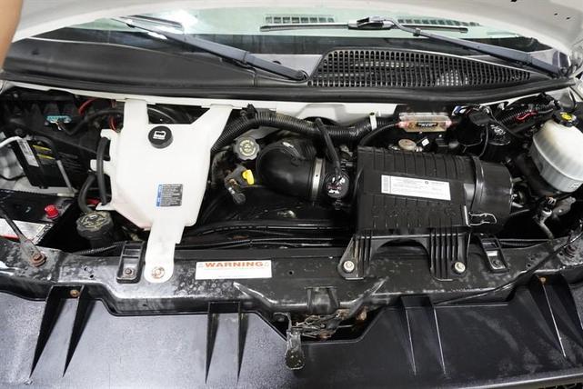 Photo of 2008 White Chevrolet Express 1500