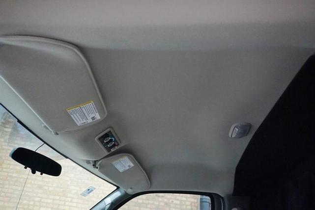 Photo of 2008 White Chevrolet Express 1500