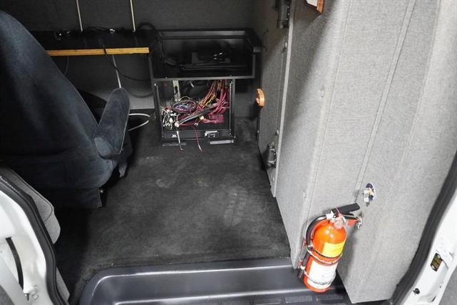Photo of 2008 White Chevrolet Express 1500