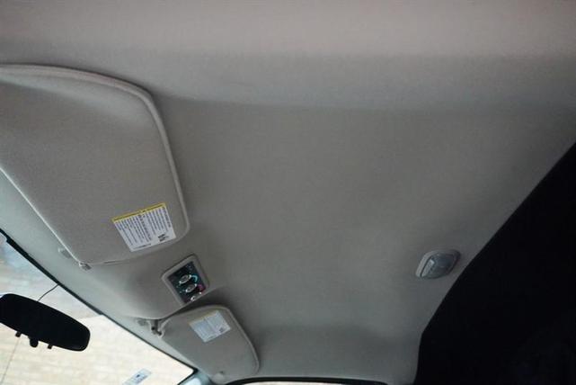 Photo of 2008 White Chevrolet Express 1500