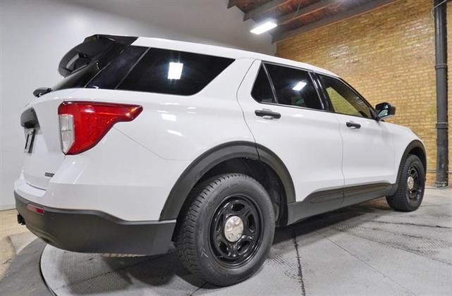Photo of 2021 White Ford Utility Police Interceptor