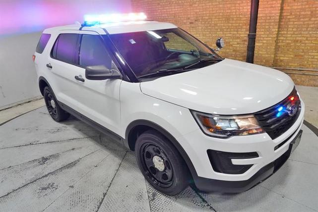Photo of 2017 White Ford Utility Police Interceptor