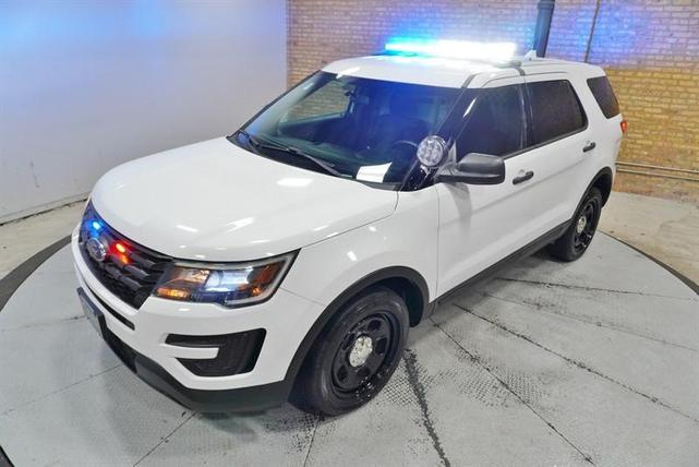 Photo of 2017 White Ford Utility Police Interceptor