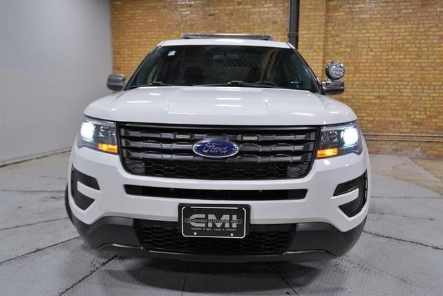 Photo of 2017 White Ford Utility Police Interceptor