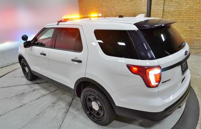 Photo of 2017 White Ford Utility Police Interceptor