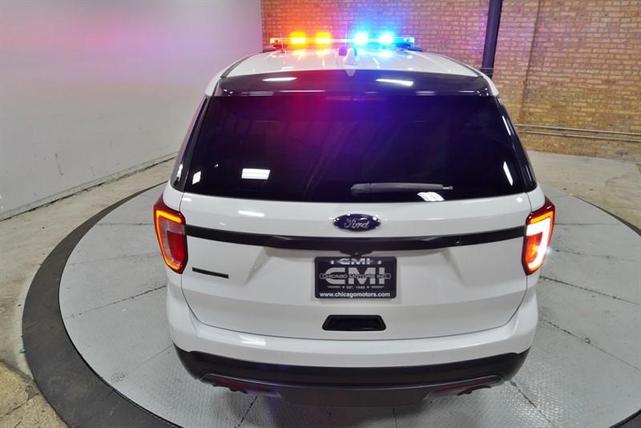 Photo of 2017 White Ford Utility Police Interceptor