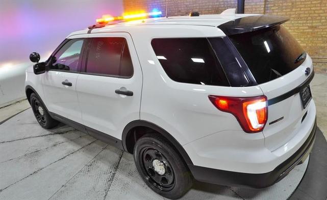 Photo of 2017 White Ford Utility Police Interceptor
