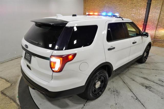 Photo of 2017 White Ford Utility Police Interceptor