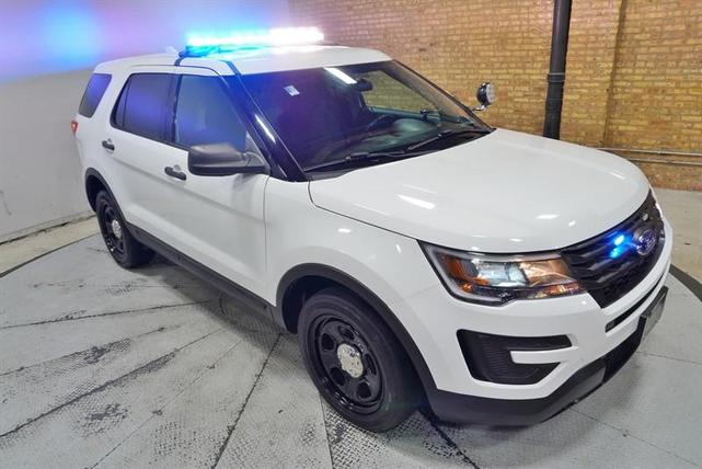 Photo of 2017 White Ford Utility Police Interceptor