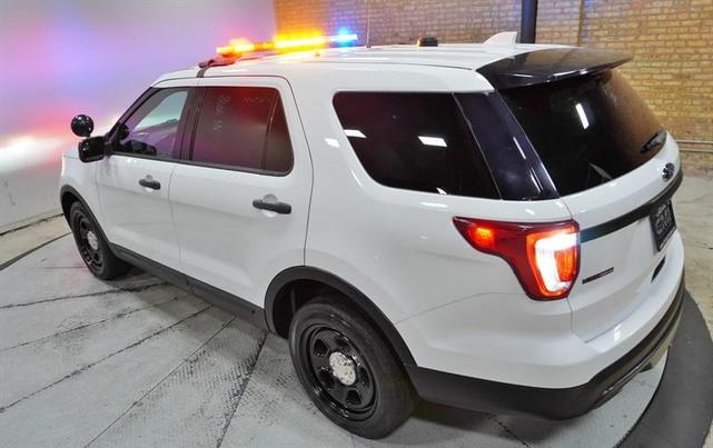 Photo of 2017 White Ford Utility Police Interceptor