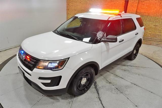 Photo of 2017 White Ford Utility Police Interceptor