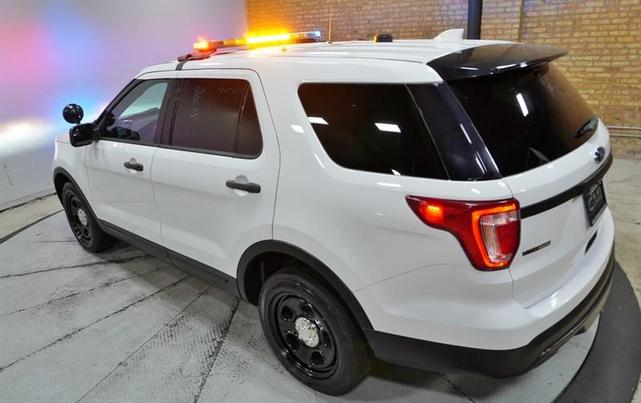 Photo of 2017 White Ford Utility Police Interceptor