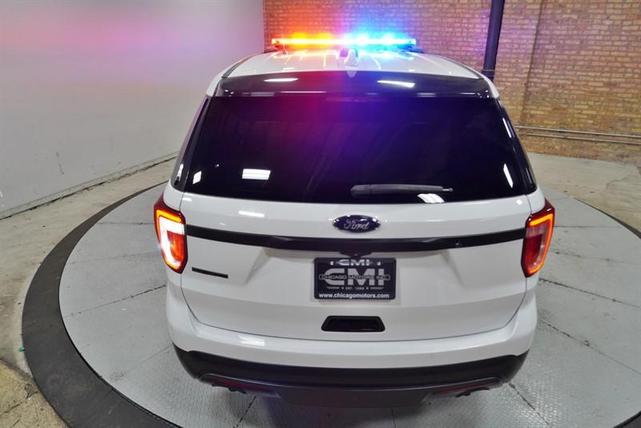 Photo of 2017 White Ford Utility Police Interceptor