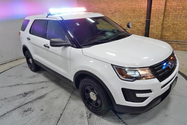 Photo of 2017 White Ford Utility Police Interceptor