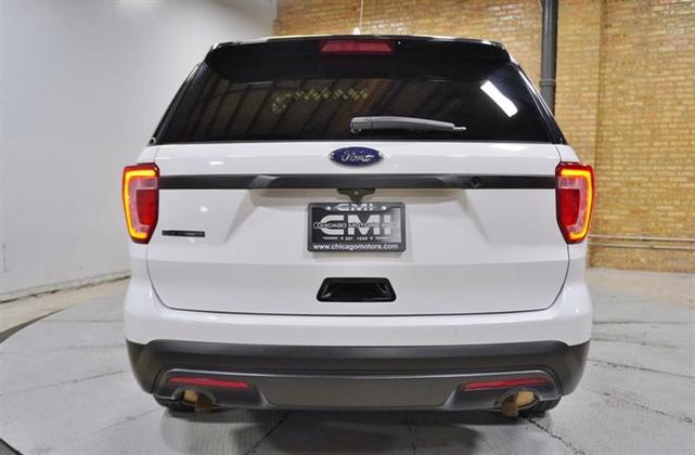 Photo of 2017 White Ford Utility Police Interceptor