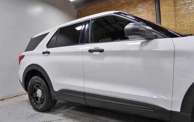 Photo of 2021 White Ford Utility Police Interceptor