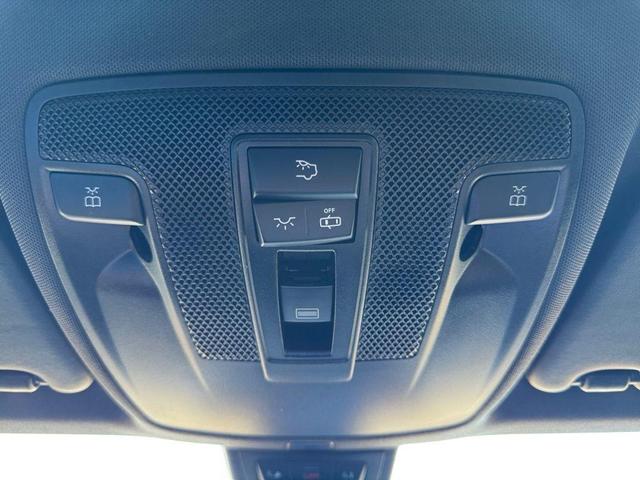 Photo of 2014 Silver Mercedes-Benz CLA-Class