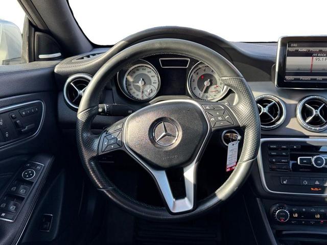 Photo of 2014 Silver Mercedes-Benz CLA-Class