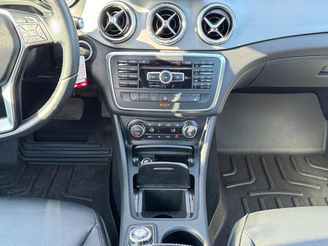 Photo of 2014 Silver Mercedes-Benz CLA-Class