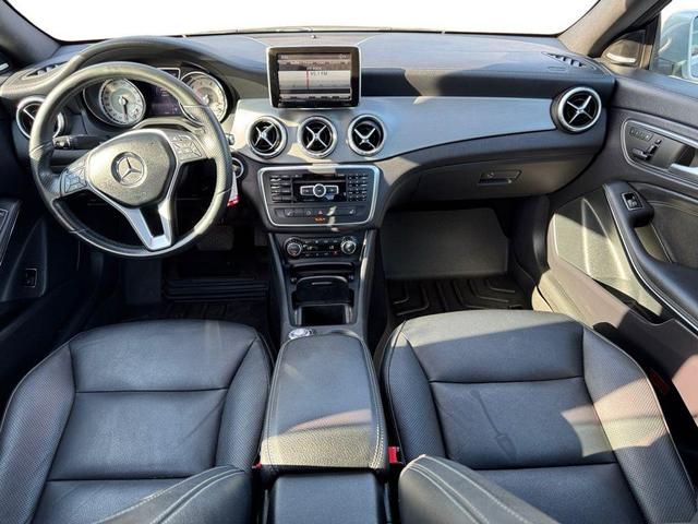 Photo of 2014 Silver Mercedes-Benz CLA-Class