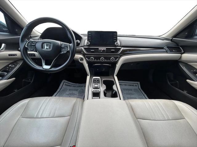 Photo of 2018 Crystal Black Pearl Honda Accord