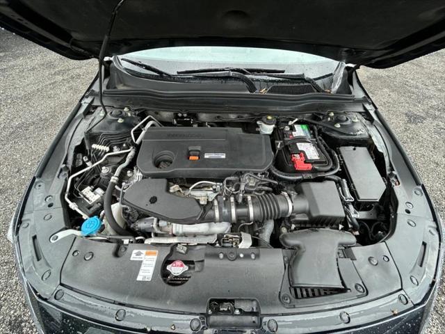 Photo of 2018 Crystal Black Pearl Honda Accord