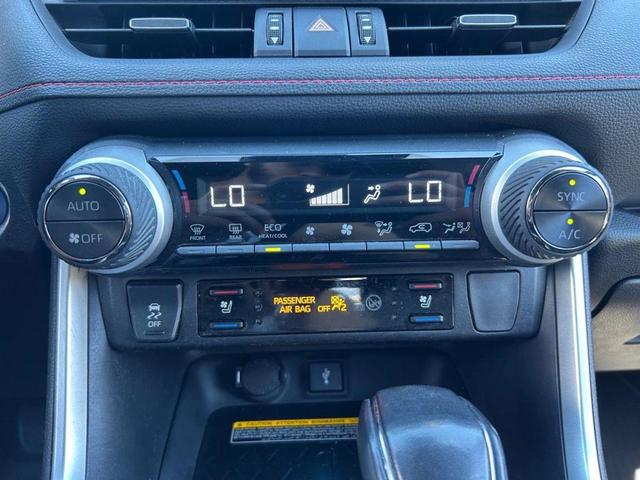 Photo of 2021 Silver Sky Metallic w/Midnight Black Roof Toyota RAV4 Prime