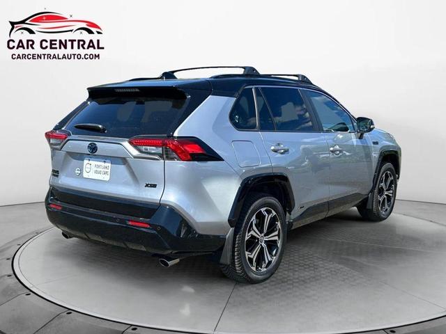Photo of 2021 Silver Sky Metallic w/Midnight Black Roof Toyota RAV4 Prime