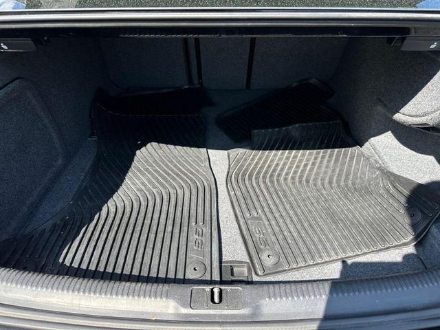 Photo of 2008 Black Audi S5