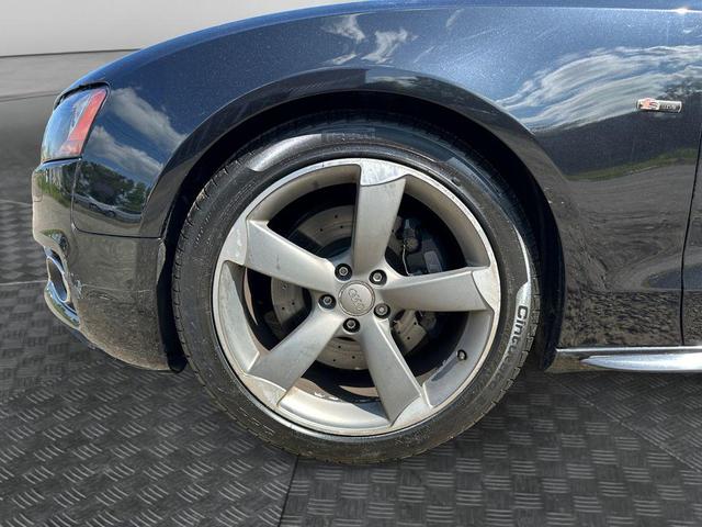 Photo of 2008 Black Audi S5