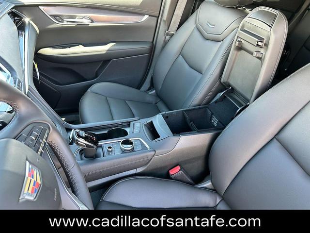Photo of 2025 Opulent Blue Metallic Cadillac XT6