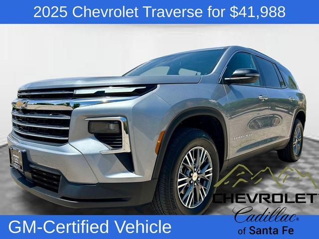 Photo of 2025 Sterling Gray Metallic Chevrolet Traverse