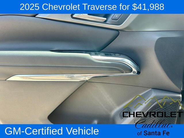 Photo of 2025 Sterling Gray Metallic Chevrolet Traverse