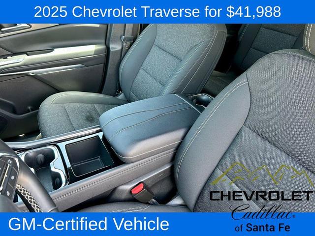 Photo of 2025 Sterling Gray Metallic Chevrolet Traverse