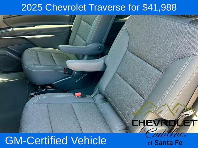 Photo of 2025 Sterling Gray Metallic Chevrolet Traverse