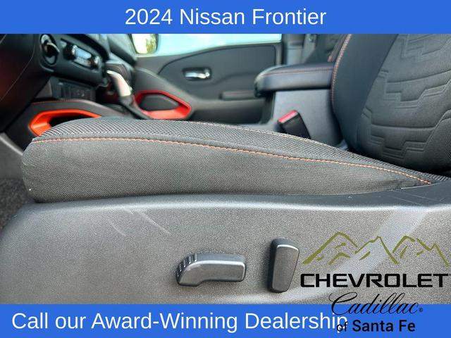 Photo of 2024 Boulder Gray Metallic Nissan Frontier