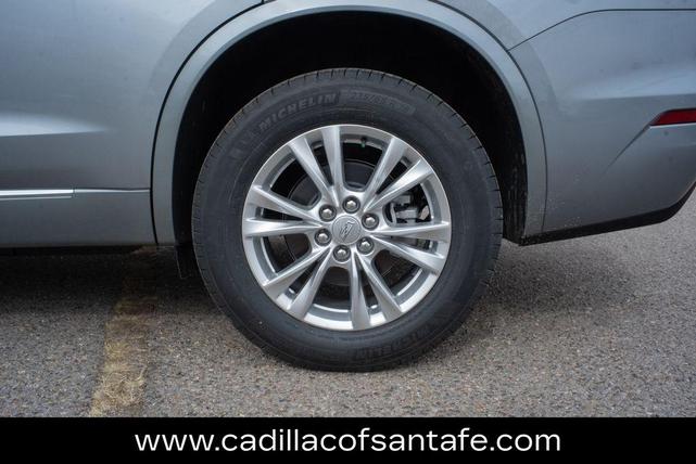Photo of 2025 Silver Metallic Cadillac XT6